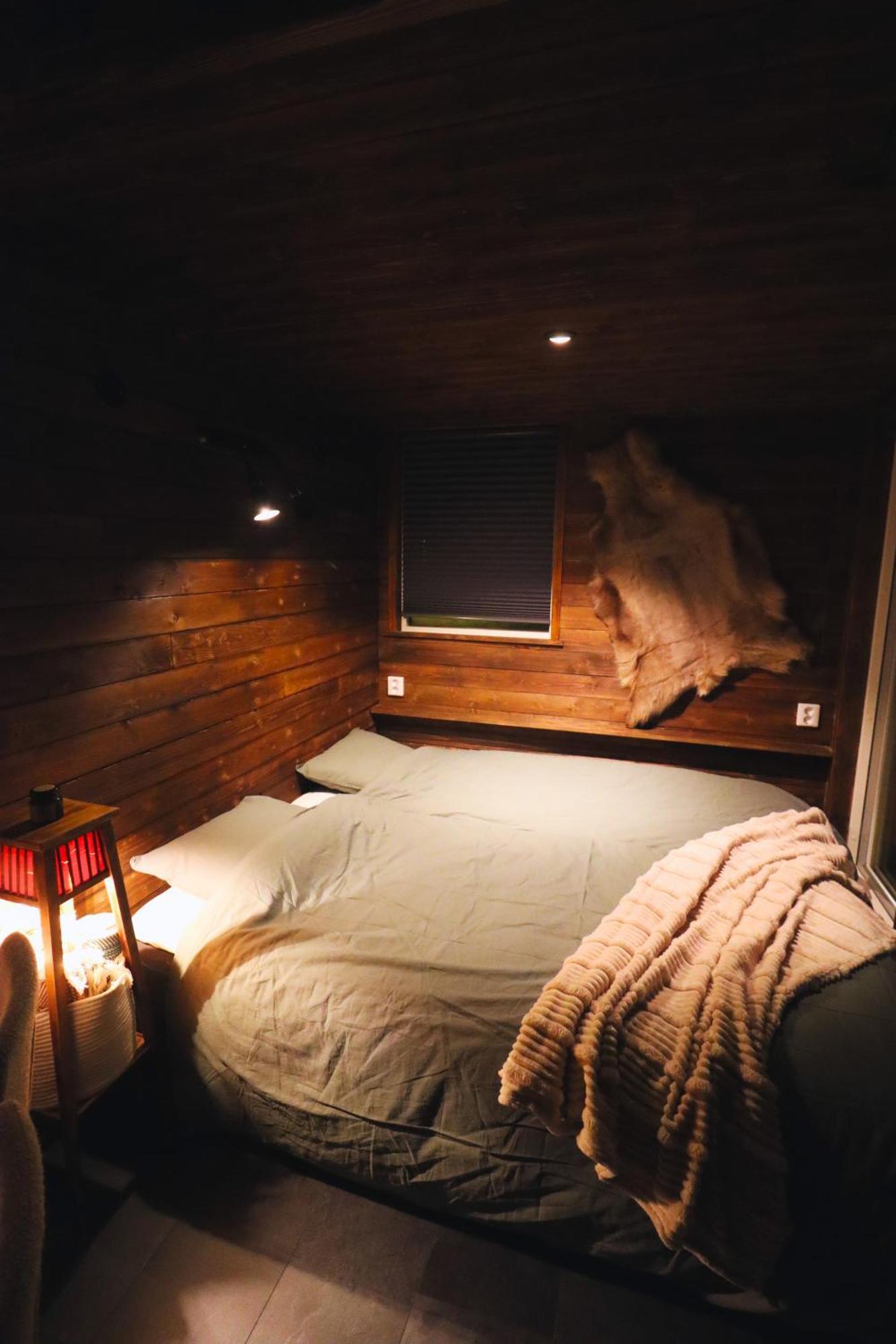 Reindeer River Lights Lodge キルナ エクステリア 写真
