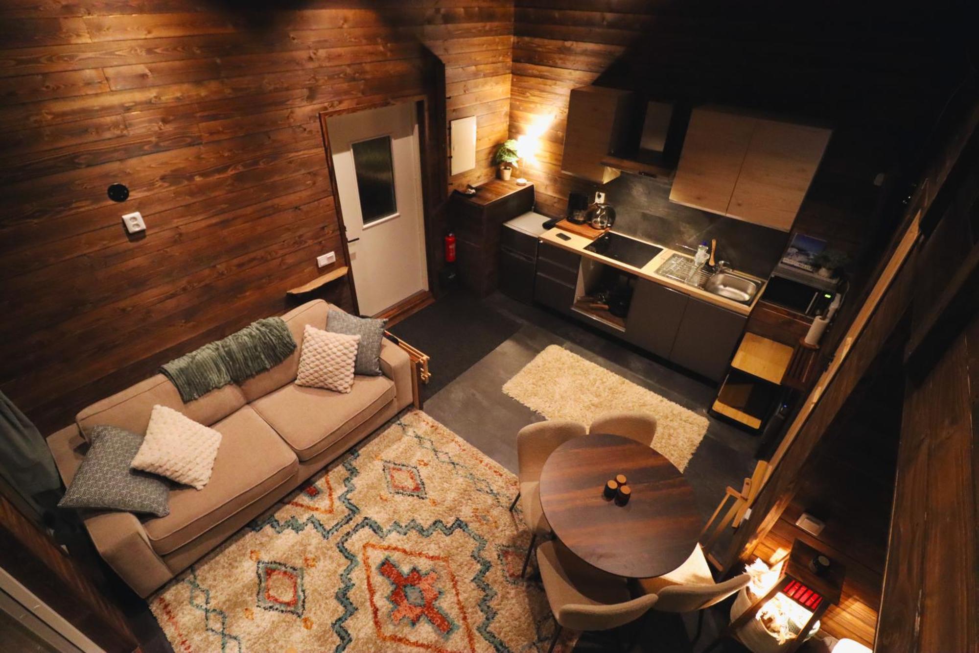 Reindeer River Lights Lodge キルナ エクステリア 写真