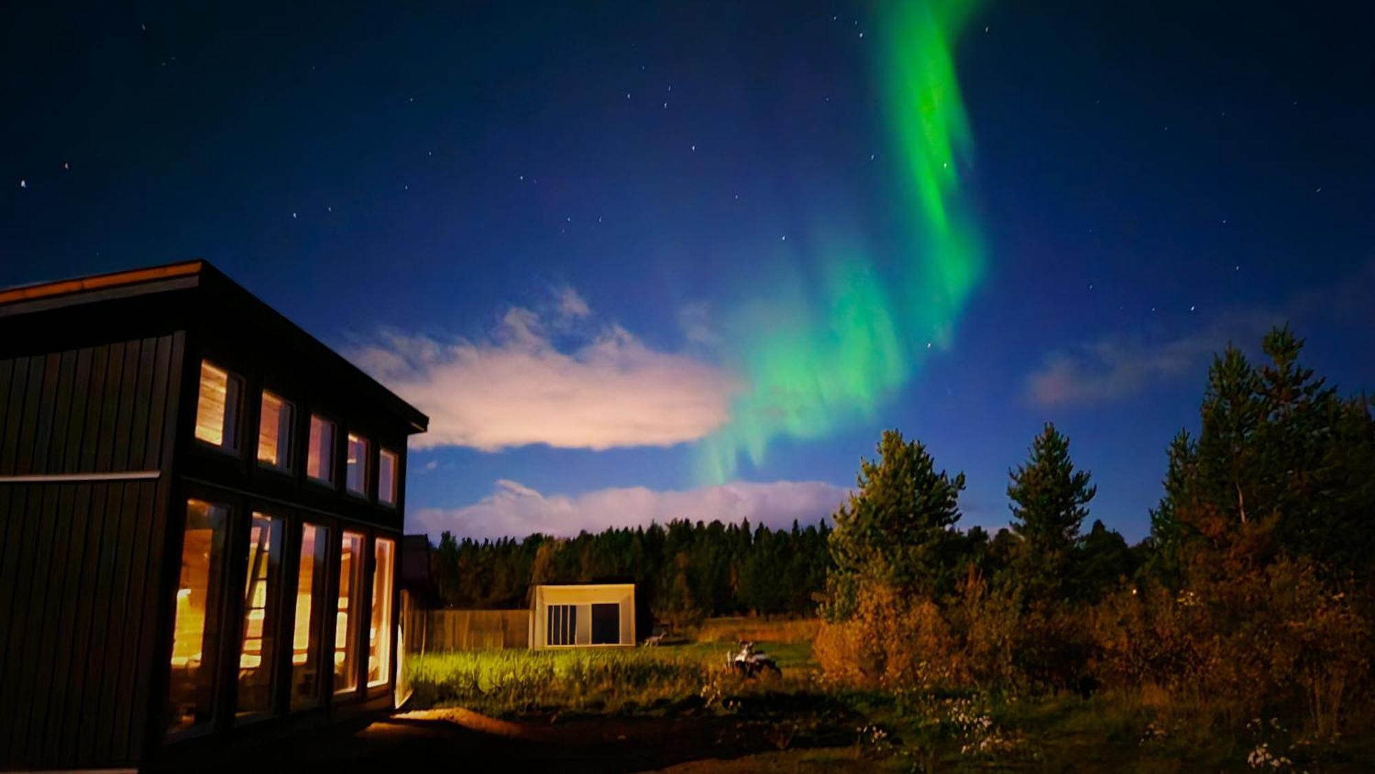 Reindeer River Lights Lodge キルナ エクステリア 写真